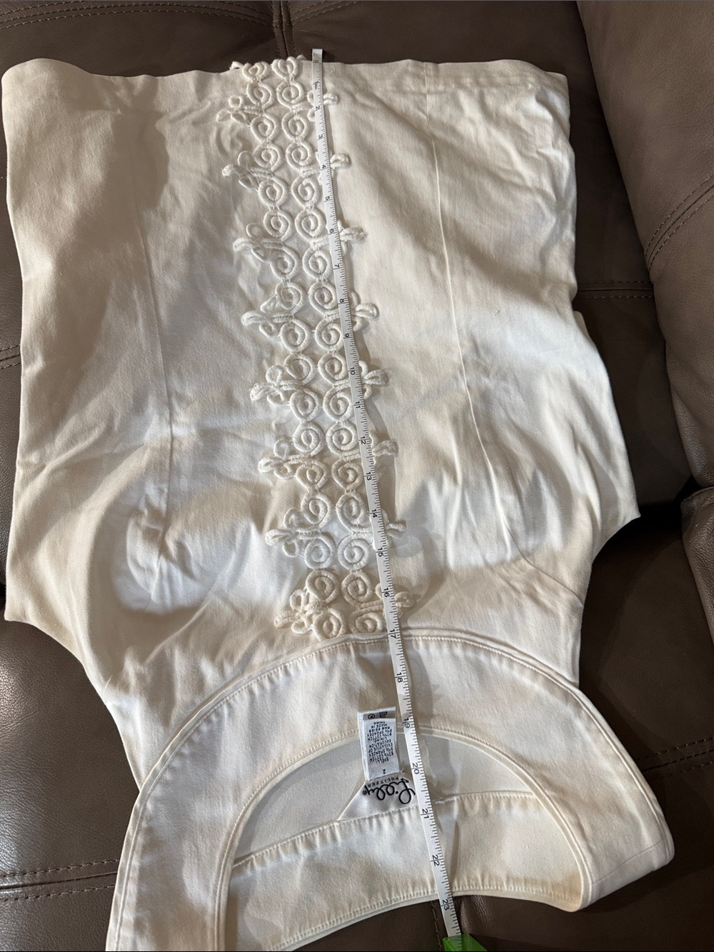 Lilly Pulitzer White Embroidered Sleeveless Shell - Picture 7 of 8